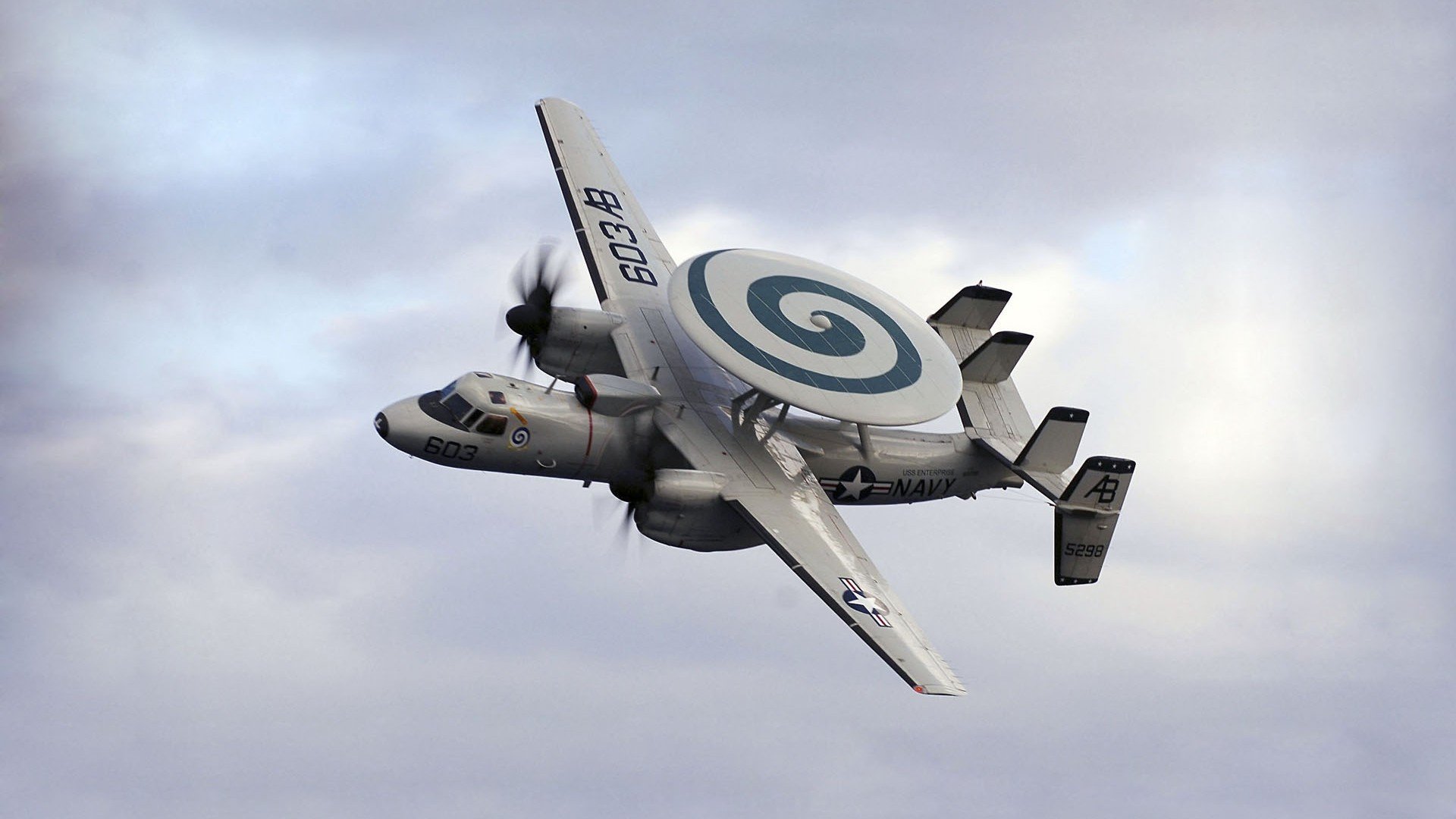 选手早训视频曝光高强度训练引关注,早训项目