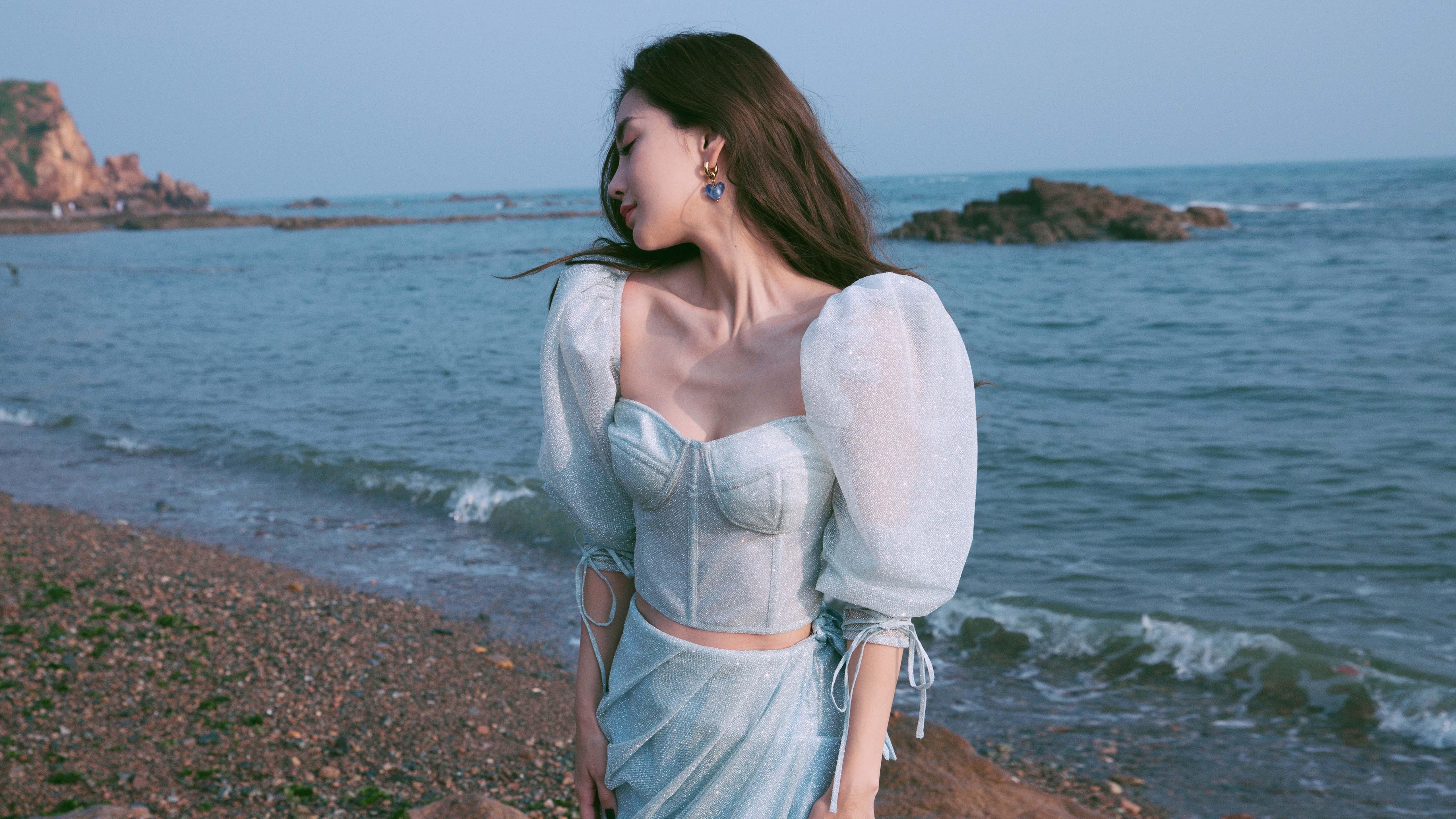 爱游戏平台-法国橄榄球新一代球员的崛起，挑战传统橄榄球强国，法国橄榄球年历